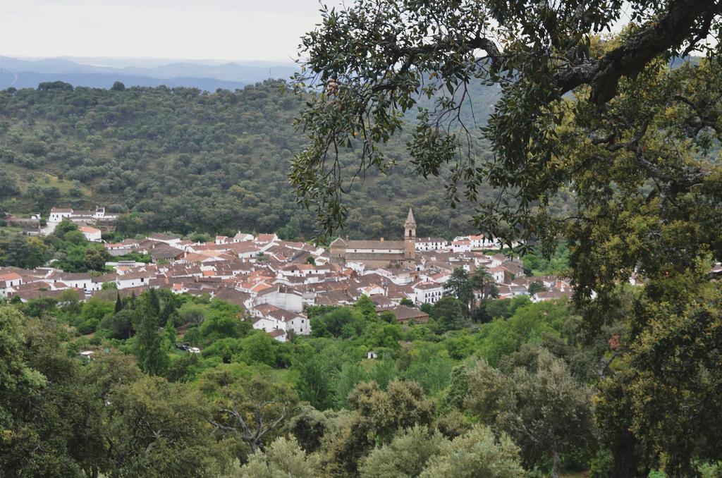 Casona Del Duende Guest House Alájar Eksteriør bilde